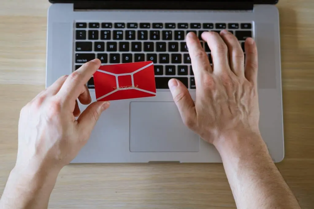 Duel de Titans : Shopify ou WordPress, quelle plateforme domine en 2024 pour propulser votre entreprise ?