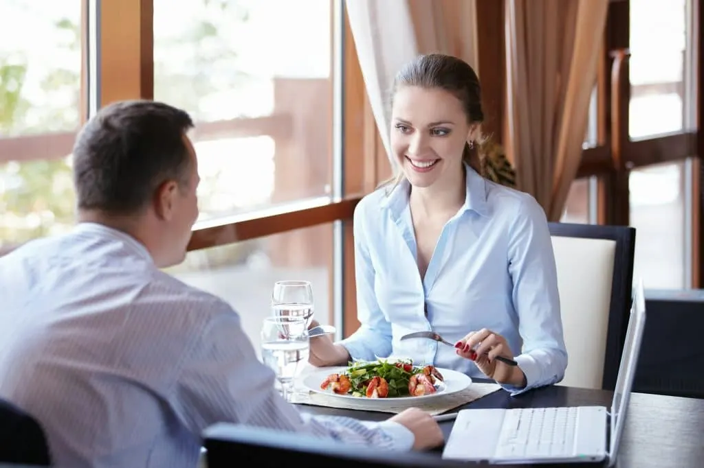 Waxoo.fr : Pantheon Business Club – Un club d’affaires prestigieux en ligne